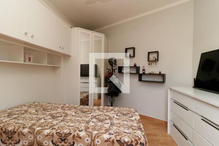 Suíte de casa à venda com 2 quartos, 175m² em Vila Nivi, São Paulo