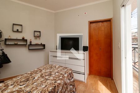 Suíte de casa à venda com 2 quartos, 175m² em Vila Nivi, São Paulo