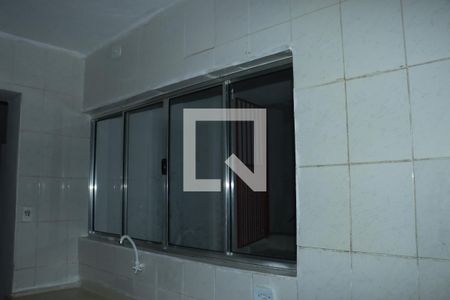 Casa para alugar com 2 quartos, 50m² em Jardim Casa Branca, Embu das Artes