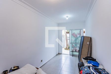 Quarto 1 de casa para alugar com 3 quartos, 310m² em Jaraguá, São Paulo