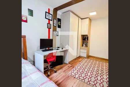 Casa à venda com 4 quartos, 251m² em Santa Terezinha, Santo André