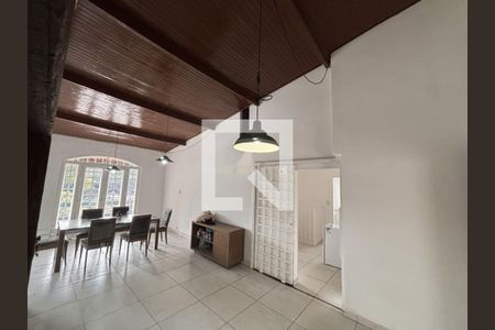 Casa à venda com 3 quartos, 301m² em Parque Viana, Barueri