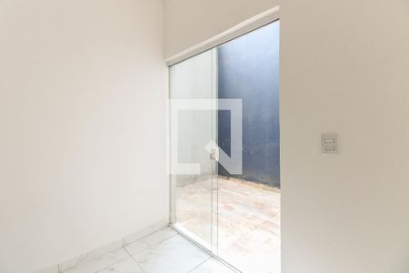 Sala  de apartamento para alugar com 2 quartos, 55m² em Vila Esperança, São Paulo