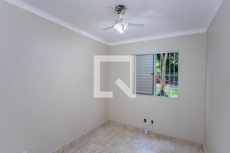 Quarto 2 de apartamento para alugar com 2 quartos, 40m² em Jardim Marilu, São Paulo