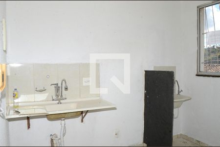 Cozinha  de apartamento para alugar com 2 quartos, 43m² em Jardim Vitoria, Belo Horizonte