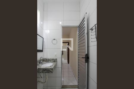 Banheiro de apartamento para alugar com 1 quarto, 40m² em Jaqueline, Belo Horizonte