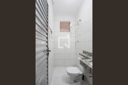Banheiro de apartamento para alugar com 1 quarto, 40m² em Jaqueline, Belo Horizonte