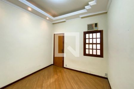 Quarto 2 de casa para alugar com 2 quartos, 102m² em Colégio Batista, Belo Horizonte