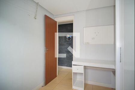 Quarto 2 de apartamento para alugar com 2 quartos, 44m² em Mário Quintana, Porto Alegre
