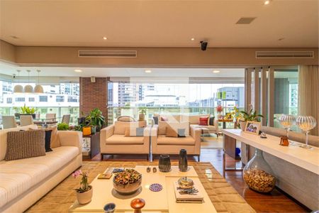Apartamento à venda com 4 quartos, 350m² em Campo Belo, São Paulo