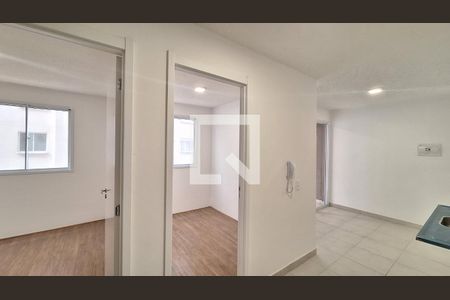 Sala/Cozinha/Área de serviço  de apartamento à venda com 2 quartos, 35m² em Parque Industrial Tomas Edson, São Paulo