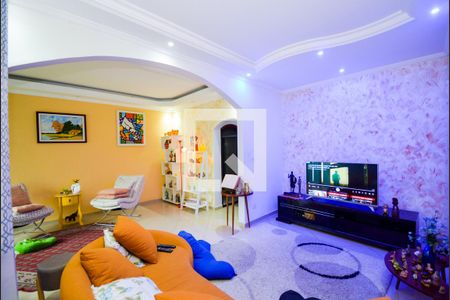 Sala de casa à venda com 3 quartos, 162m² em Vila Galvão, Guarulhos