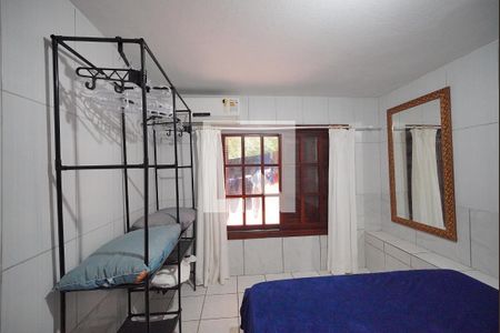 Quarto de casa para alugar com 1 quarto, 45m² em Cachoeira do Bom Jesus, Florianópolis