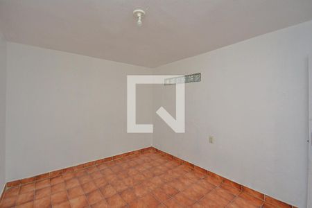 Quarto 1 de casa para alugar com 2 quartos, 60m² em Jardim Tanay, São Paulo