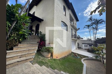 Acesso de casa à venda com 6 quartos, 200m² em City Bussocaba, Osasco