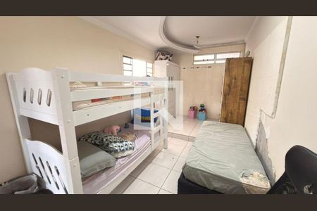 Casa à venda com 4 quartos, 258m² em Parque Xangri-Lá, Contagem