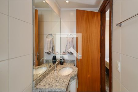 Banheiro Suíte de apartamento para alugar com 1 quarto, 37m² em Vila Suzana, Belo Horizonte