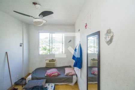 Quarto 1 de apartamento para alugar com 2 quartos, 50m² em Realengo, Rio de Janeiro