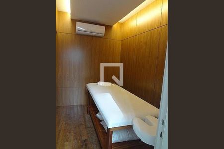 Apartamento para alugar com 3 quartos, 189m² em Indianópolis, São Paulo