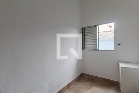 Quarto 2 de casa para alugar com 2 quartos, 60m² em Vila Alpina, São Paulo