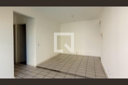 Sala  de apartamento para alugar com 2 quartos, 65m² em Partenon, Porto Alegre
