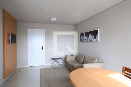 Sala/Cozinha de apartamento para alugar com 1 quarto, 41m² em União, Belo Horizonte