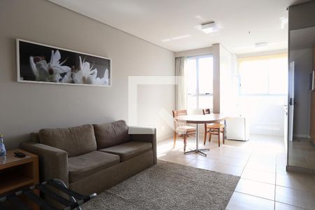 Sala/Cozinha de apartamento para alugar com 1 quarto, 41m² em União, Belo Horizonte