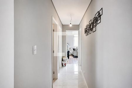 Corredor Quartos de apartamento para alugar com 3 quartos, 90m² em Bela Vista, São Paulo