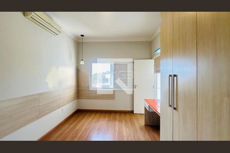 Casa de Condomínio para alugar com 4 quartos, 320m² em Swiss Park, Campinas