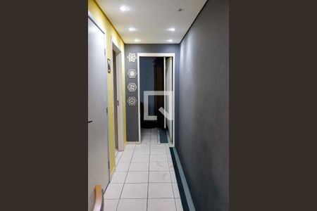 sala de apartamento para alugar com 2 quartos, 50m² em Quitaúna, Osasco