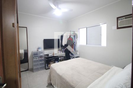 Quarto 1 de casa à venda com 2 quartos, 125m² em Jardim São Bernardo, São Paulo
