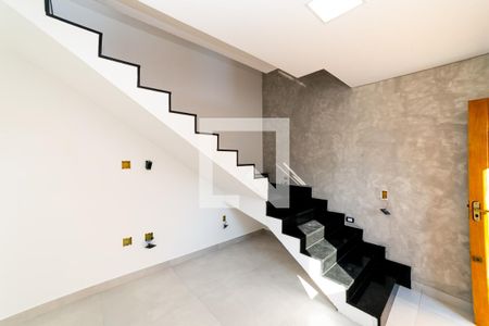 Sala de casa para alugar com 1 quarto, 40m² em Sagrada Família, Belo Horizonte