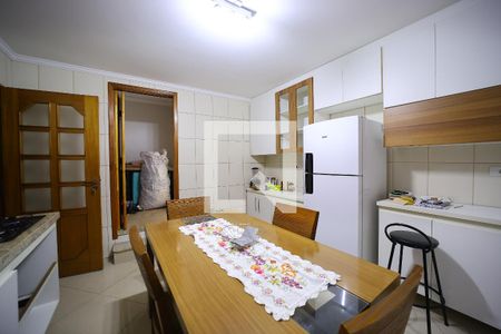 Cozinha de casa para alugar com 2 quartos, 132m² em Parque Boturussu, São Paulo