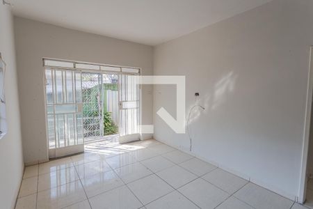 Sala de casa à venda com 2 quartos, 85m² em Santa Ines, Belo Horizonte