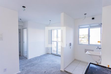 Sala e cozinha e área de serviço de apartamento à venda com 2 quartos, 39m² em Vila Jaraguá, São Paulo
