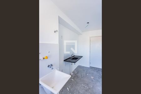 Sala e cozinha e área de serviço de apartamento à venda com 2 quartos, 39m² em Vila Jaraguá, São Paulo