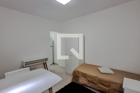 Sala/Quarto de kitnet/studio para alugar com 1 quarto, 30m² em Vila Monumento, São Paulo