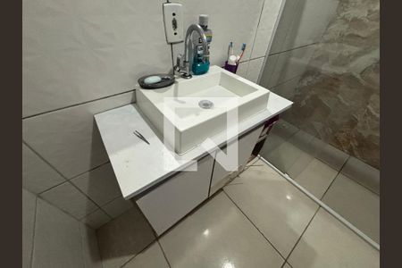 Banheiro  de casa para alugar com 2 quartos, 120m² em Vila Cardoso Franco, São Paulo