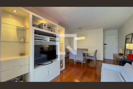 Sala de apartamento para alugar com 3 quartos, 78m² em Santo Amaro, São Paulo