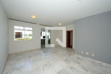 Apartamento à venda com 3 quartos, 100m² em Grajaú, Belo Horizonte