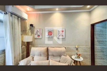 Sala de casa à venda com 1 quarto, 42m² em Jardim América, Rio de Janeiro