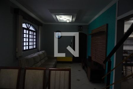 Casa à venda com 3 quartos, 150m² em Guaianases, São Paulo