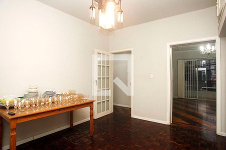 Sala 2 de apartamento para alugar com 3 quartos, 150m² em Petrópolis, Porto Alegre
