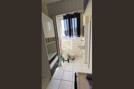 Cozinha de apartamento para alugar com 2 quartos, 47m² em Água Chata, Guarulhos