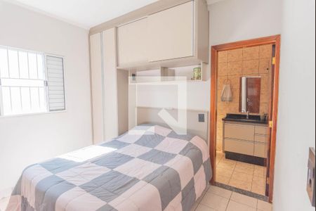 Suíte de casa à venda com 3 quartos, 360m² em Vila Aeroporto, Campinas