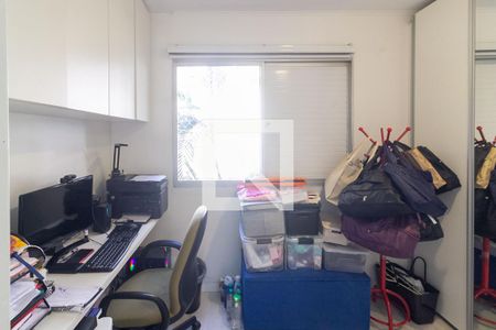 Quarto 1 de apartamento à venda com 3 quartos, 74m² em Vila Sofia, São Paulo