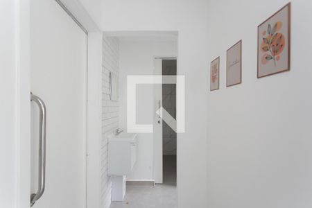 Corredor de apartamento à venda com 2 quartos, 42m² em Vila Princesa Isabel, São Paulo