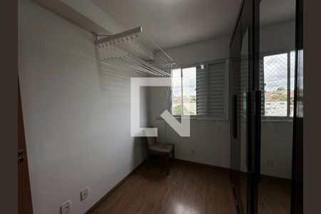 Quarto 1  de apartamento para alugar com 2 quartos, 46m² em Jardim California, Jacareí