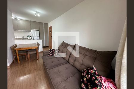Sala de apartamento para alugar com 2 quartos, 46m² em Jardim California, Jacareí