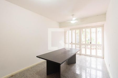 Casa para alugar com 4 quartos, 250m² em Centro, Canoas